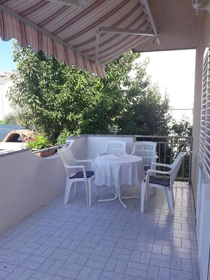 Apartmán Lana Biograd Na Moru