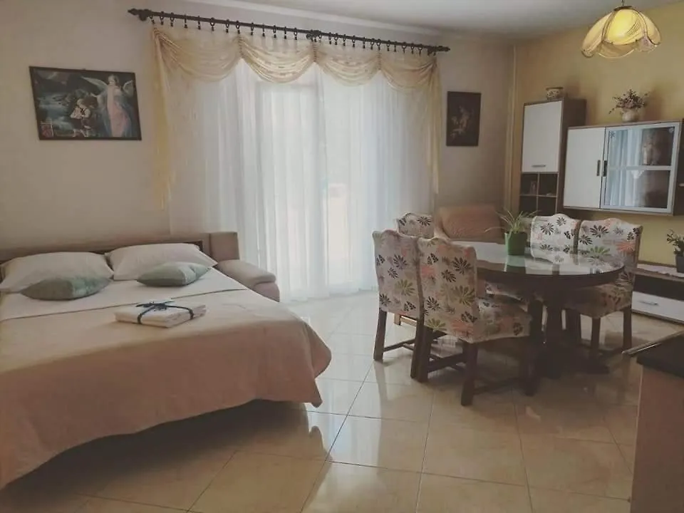Lana Apartment Biograd Na Moru
