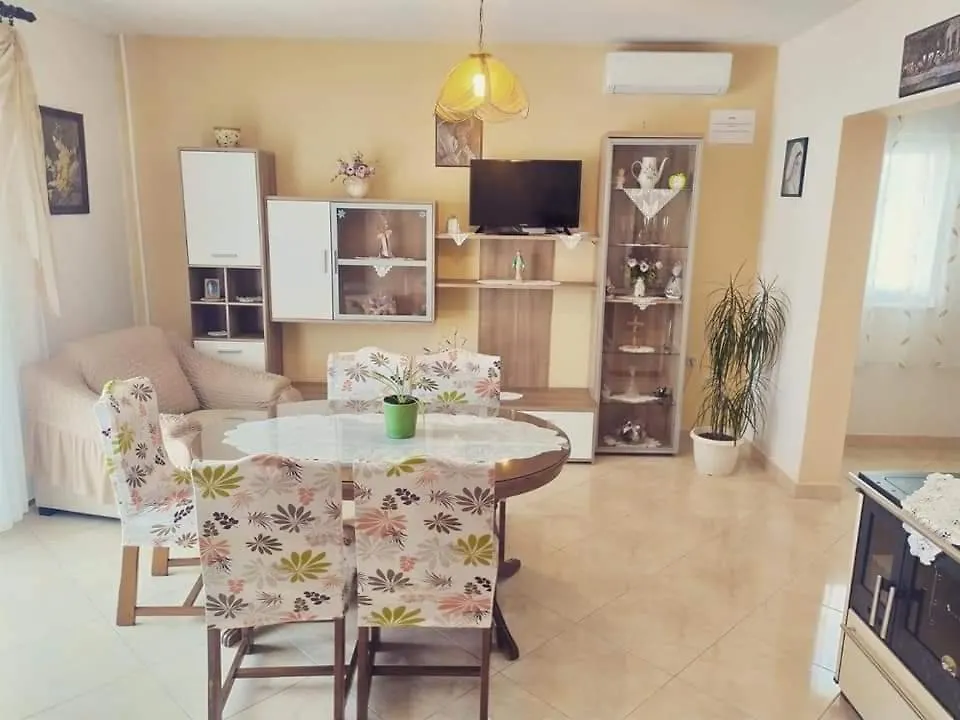 Lana Apartment Biograd Na Moru